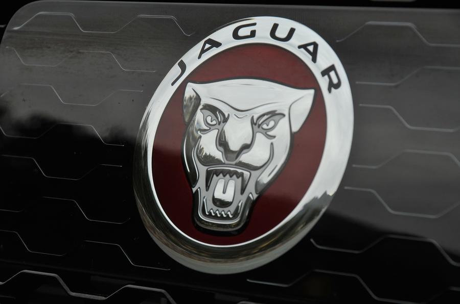 2016 Jaguar F-Pace 3.0 V6 review | Autocar