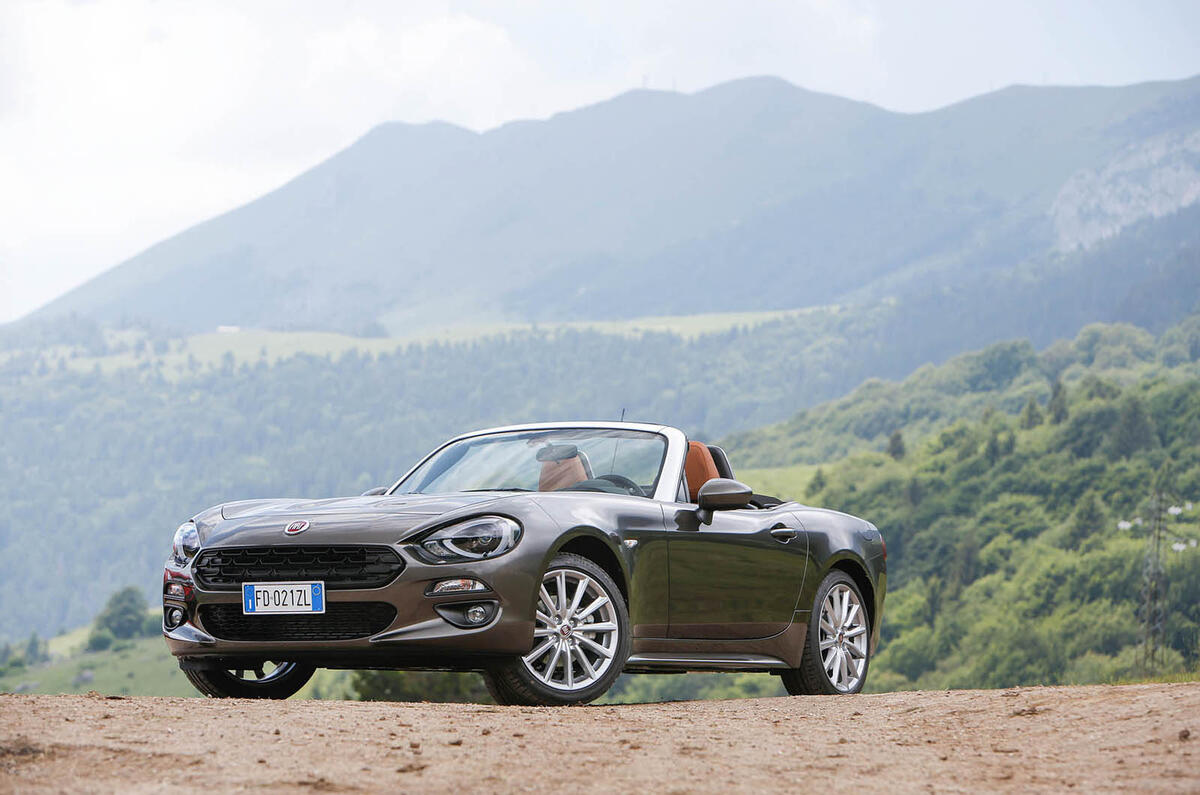 Fiat 124 spider 2016