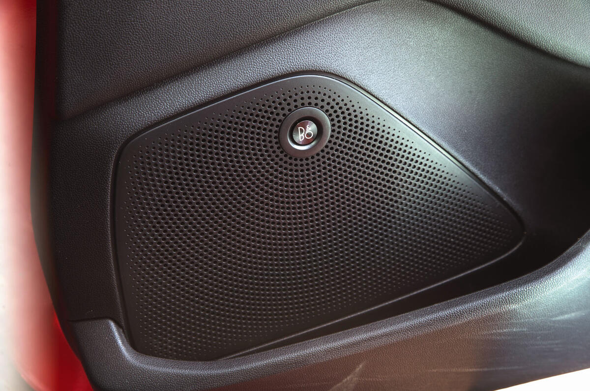 ford focus st speakers