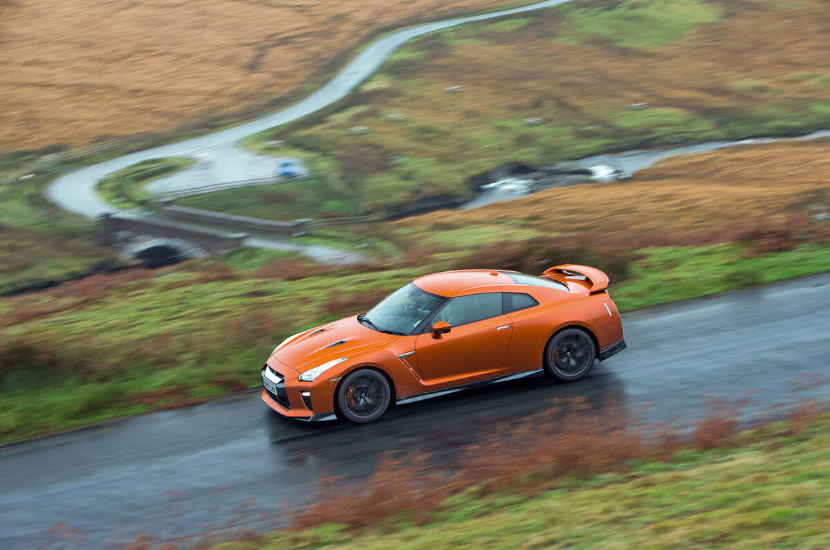 Nissan GT-R: A Race Against The Sun To Celebrate 10 Years Of Godzilla ...