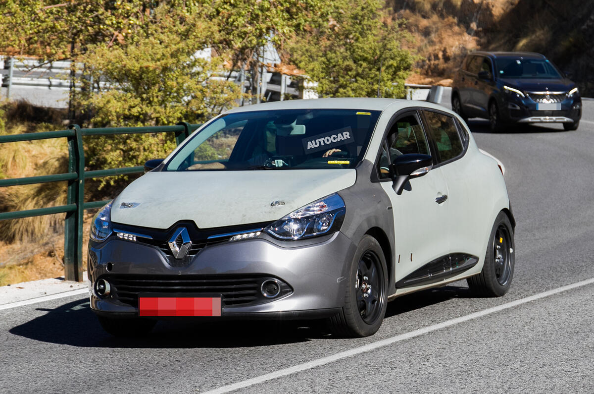 styles year by ford body Megane 2019 design Renault pictures show new Clio: