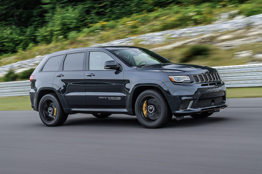 Jeep cherokee track hawk