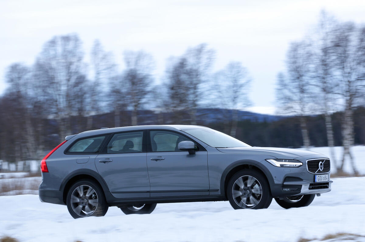 2017 Volvo V90 Cross Country | Autocar