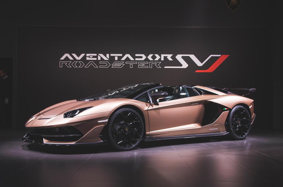 aventador spyder price