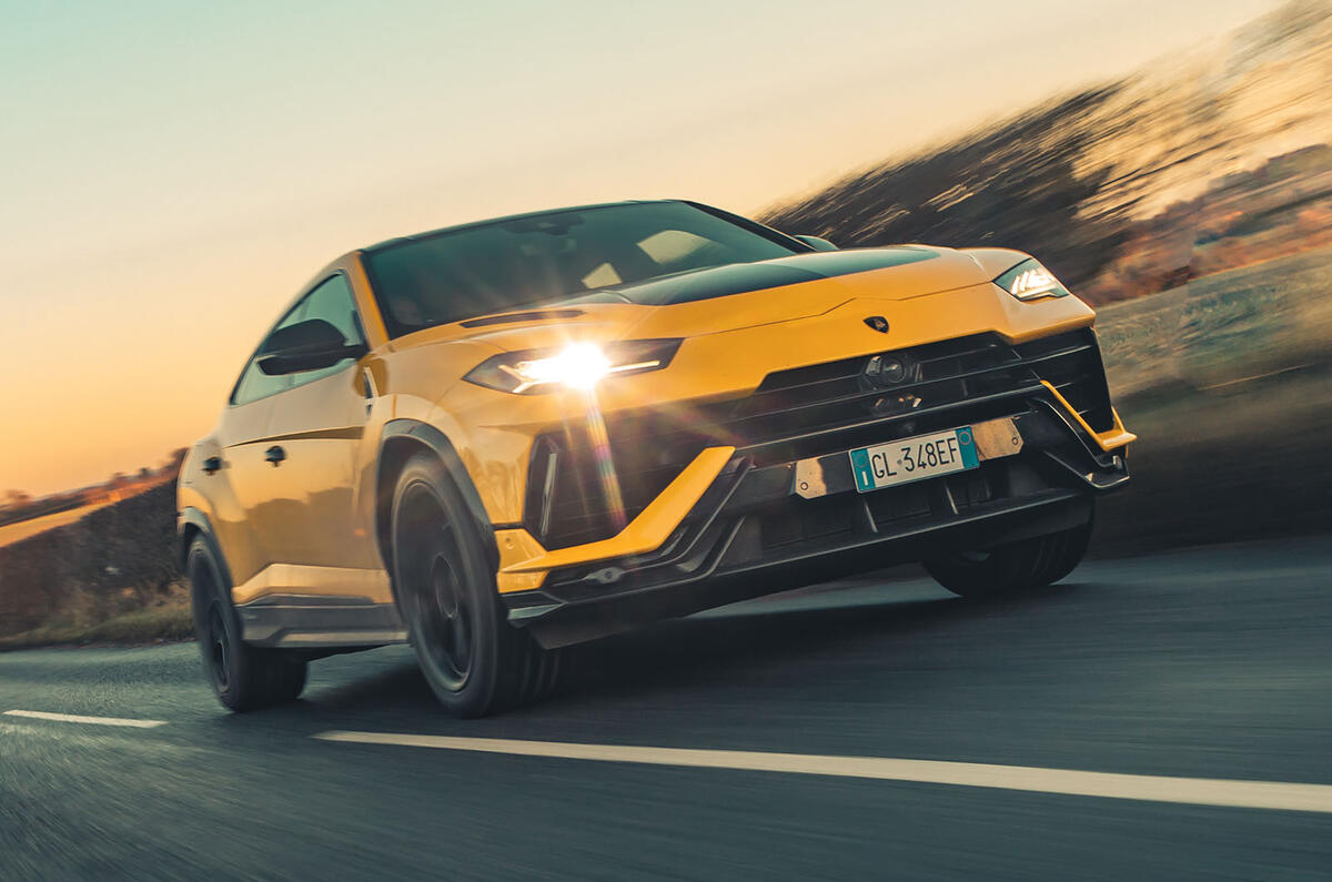 Lamborghini Urus Performante 2023 UK First Drive | Autocar