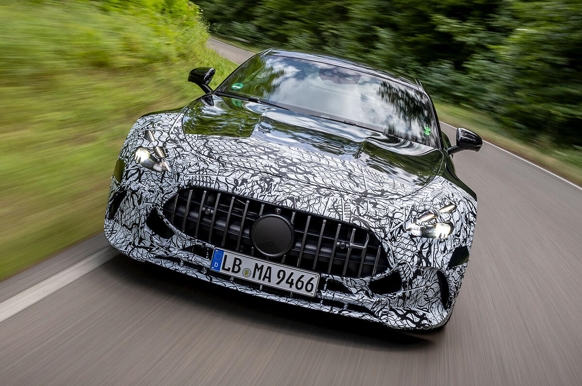 Mercedes AMG GT delantero