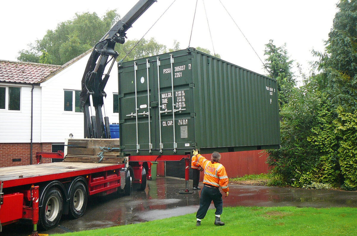 Christmas Delivery: The Garage You Can Have Shipped In 