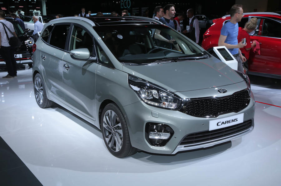 Kia Carens Facelift Revealed Autocar