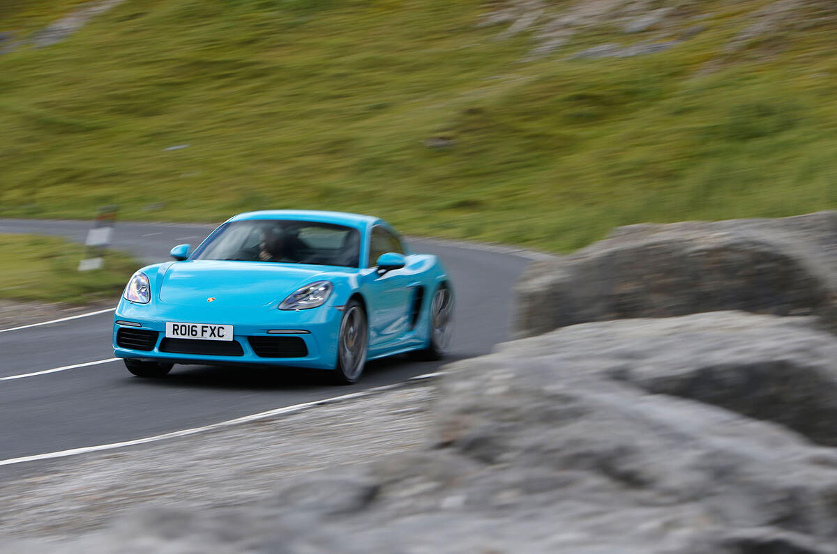 2016 Porsche 718 Cayman S First Drive | Autocar