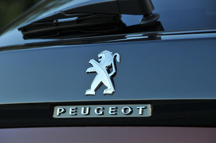 2017 Peugeot 3008 12 Puretech Uk First Drive Autocar