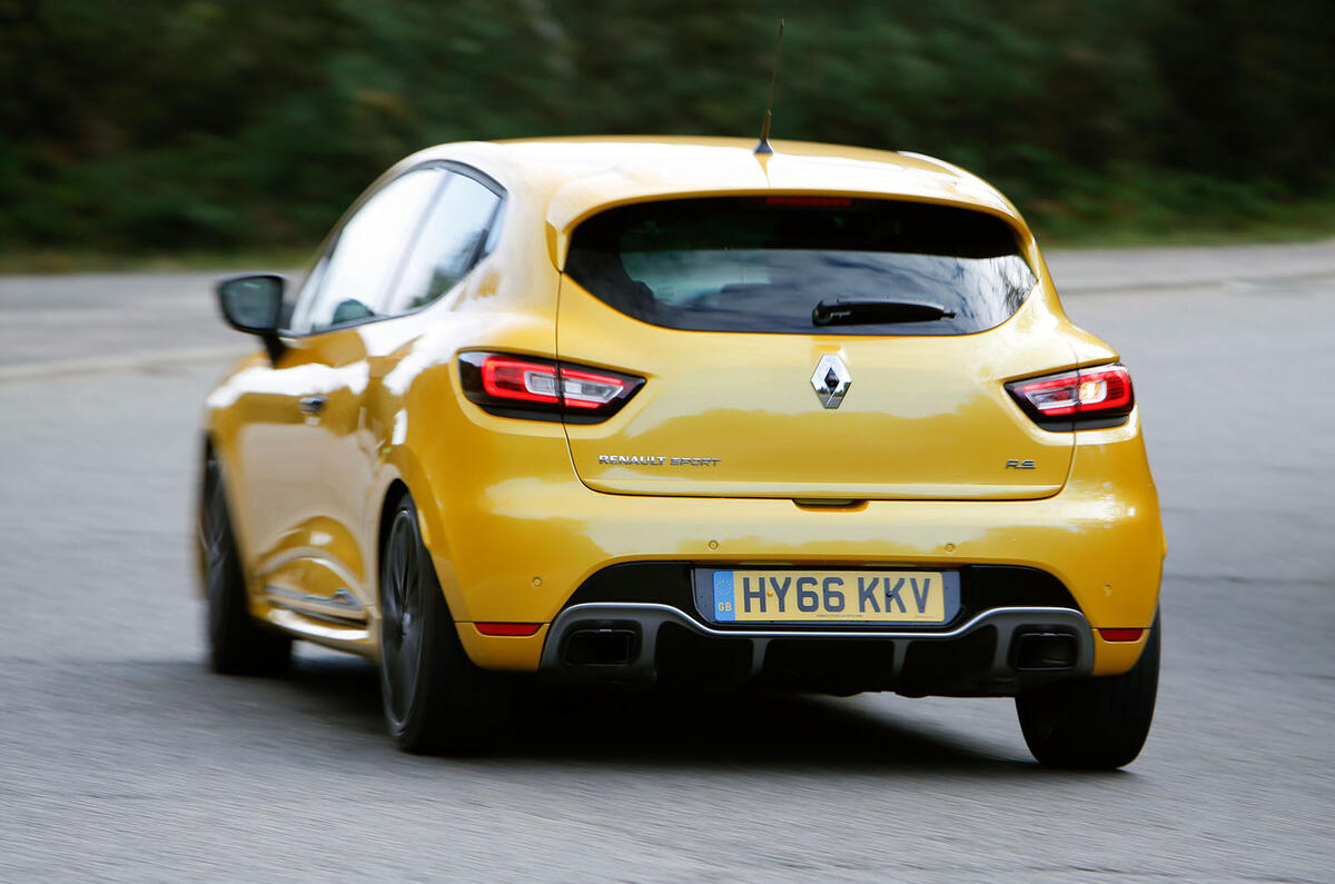 2016 Renault Clio RS 220 Trophy UK review | Autocar