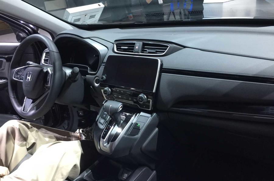 New Honda Cr V Revealed But Uk Sales On Hold Until Late
