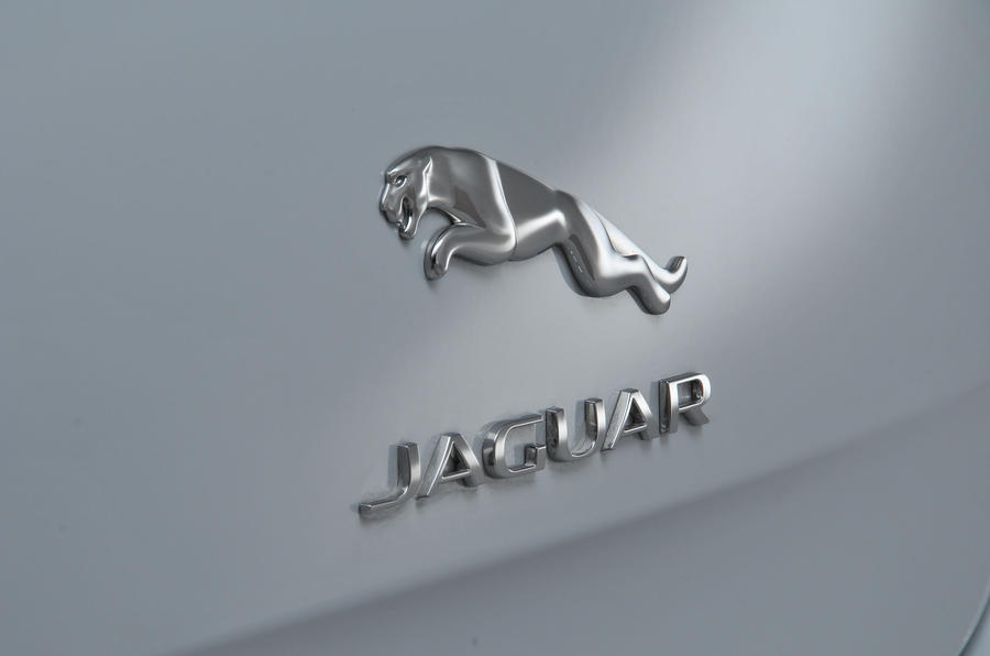 jaguar xj emblem