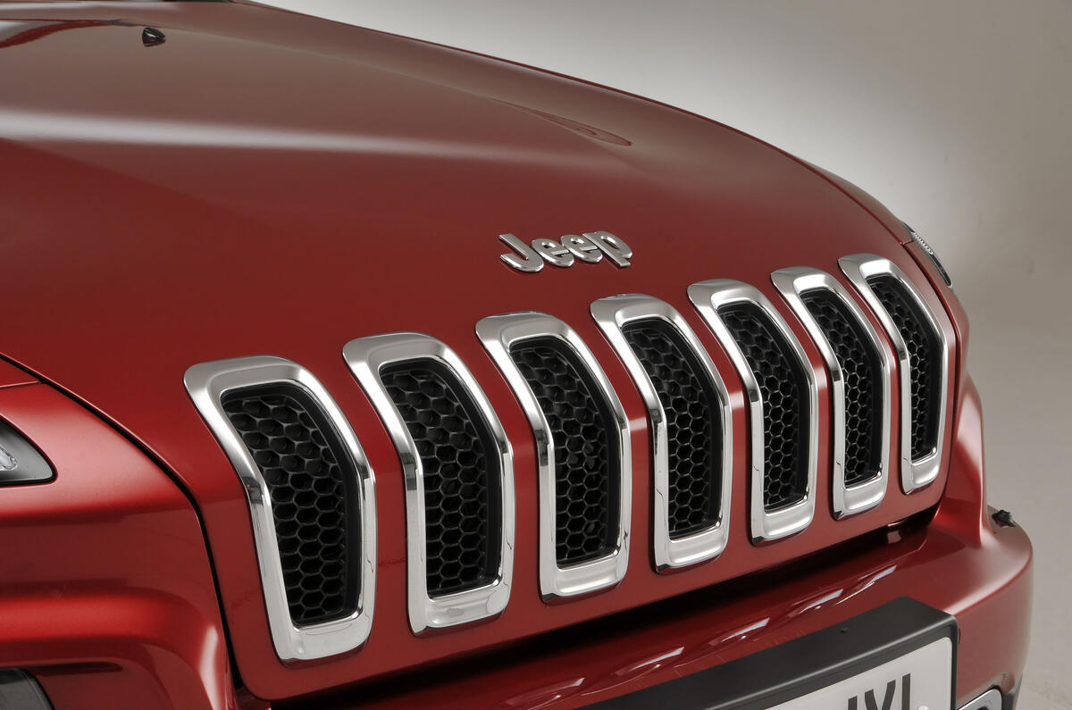 2019 Jeep Grand Cherokee Grill Inserts