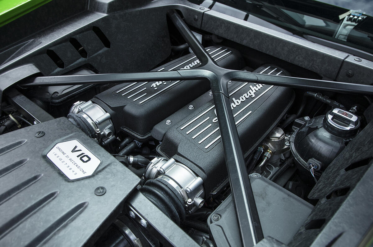 Moteur V10 de la Lamborghini Huracán