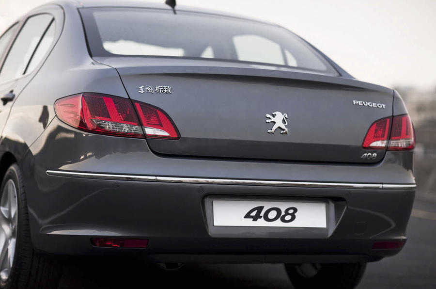 peugeot 408 new foto