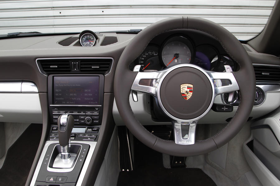 Porsche 911 Targa interior | Autocar