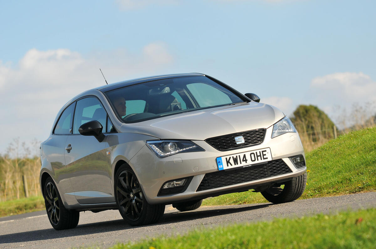 Seat Ibiza en virage