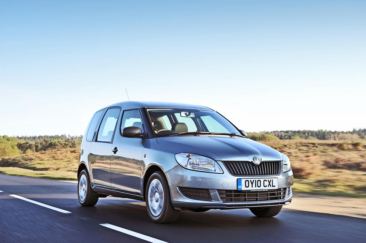 Skoda roomster размеры