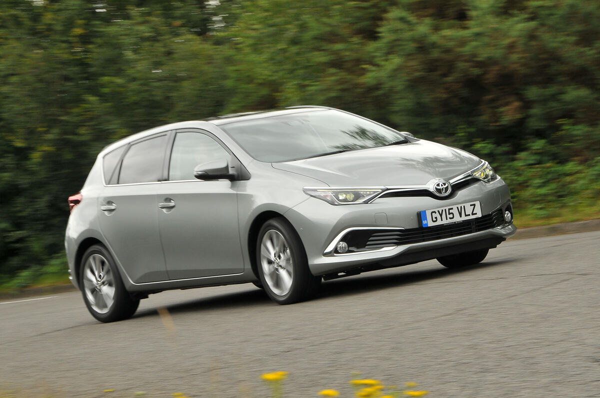 Toyota Auris 2012-2018 Review (2021) | Autocar