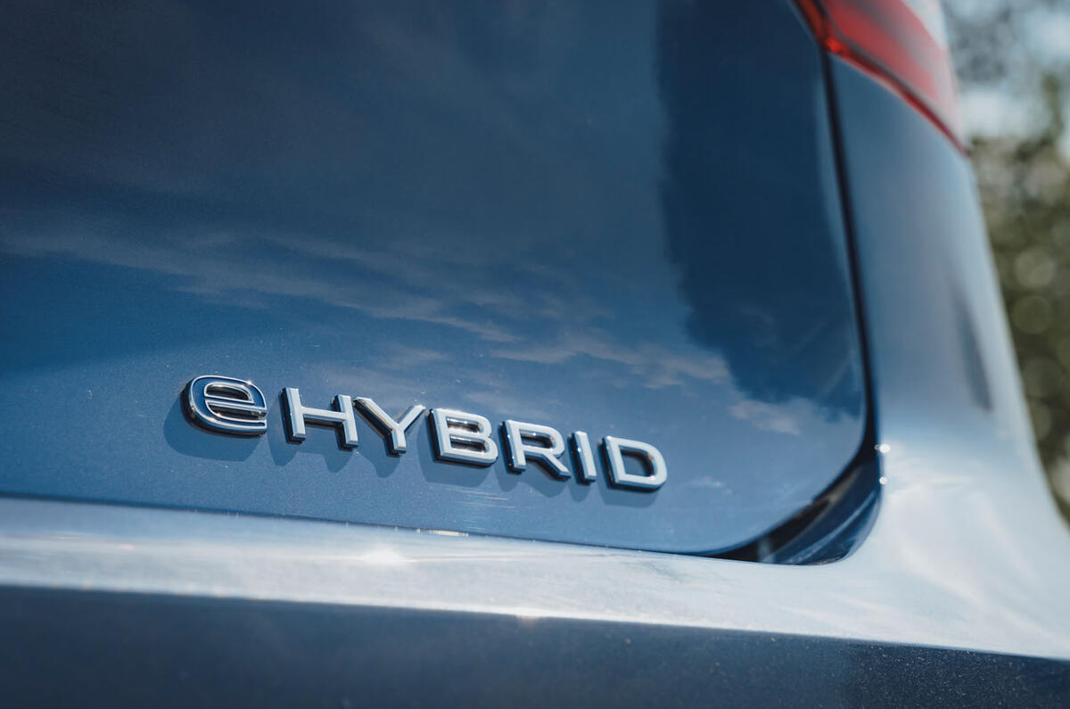 Volkswagen Golf eHybrid 2024 - badge d'évaluation 15