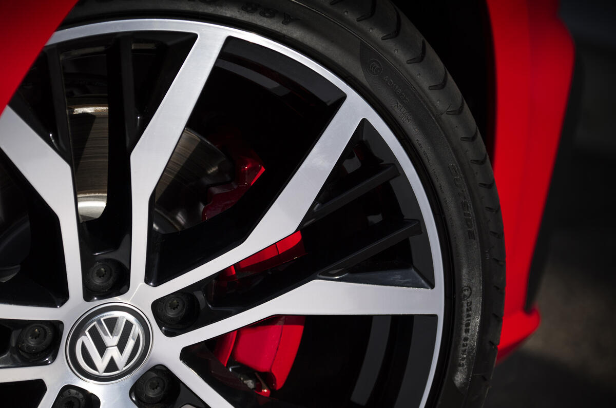 Jantes en alliage de la Volkswagen Golf GTI