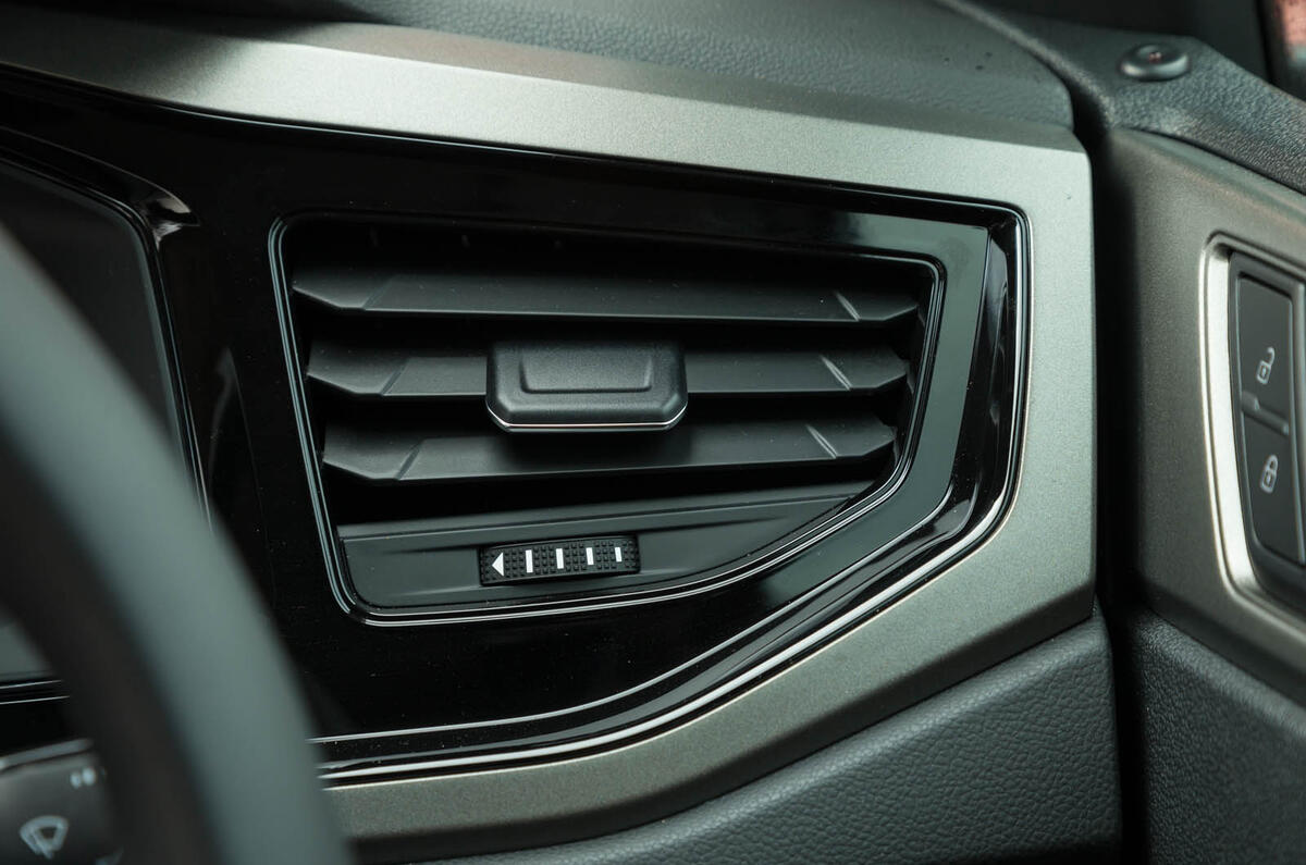 Volkswagen Polo air vents