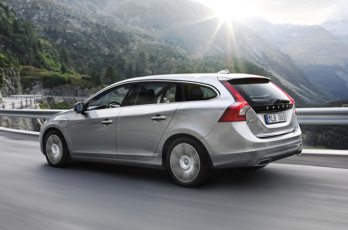 New Volvo V60 hybrid from £47k | Autocar