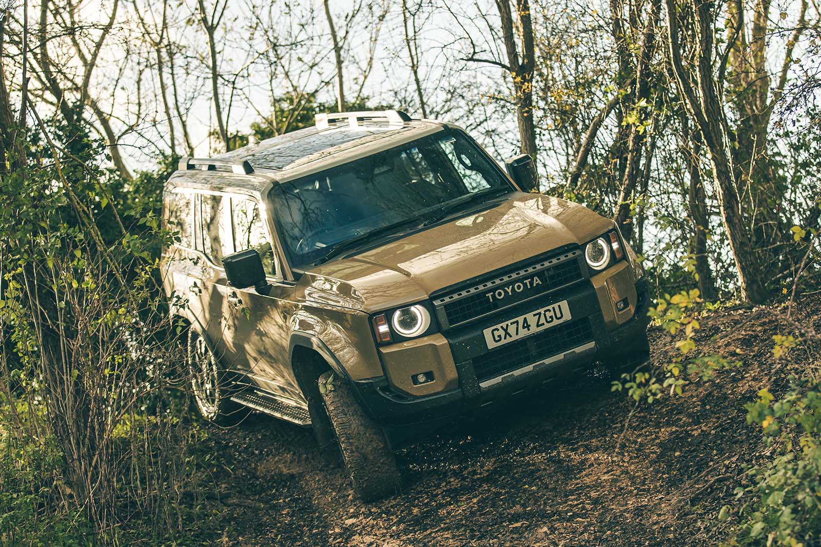 Toyota Land Cruiser front downhill