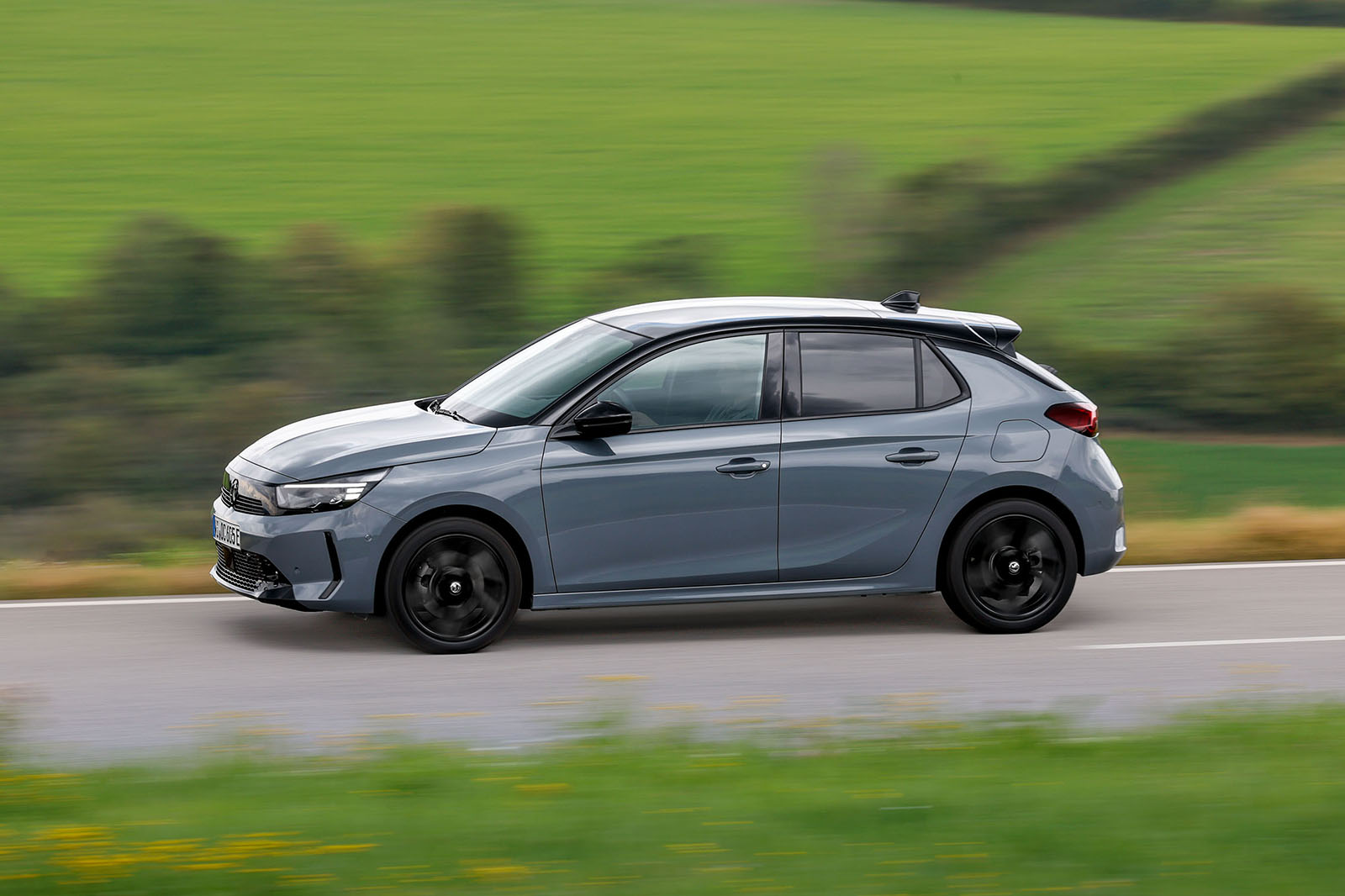 vauxhall corsa electric review 202302 panning side