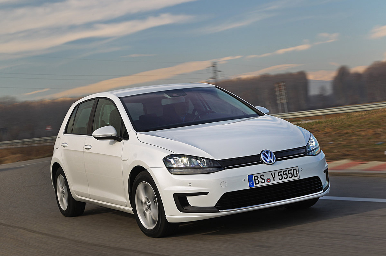 Geneva motor show 2013: Electric Volkswagen e-Golf details emerge | Autocar